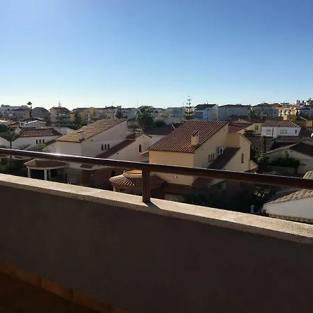 Amplio Apartamento En Playa Daire Cunit